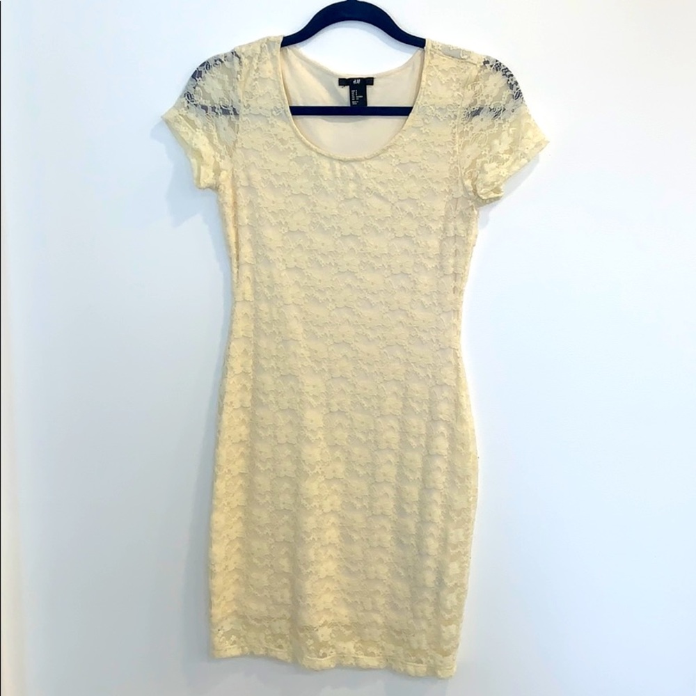 Lace bodycon dress. S.